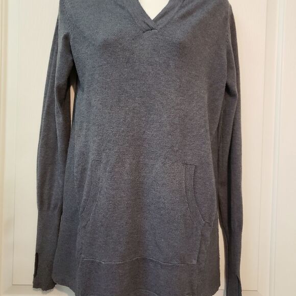 Athleisure Top  - Picture 3 of 6